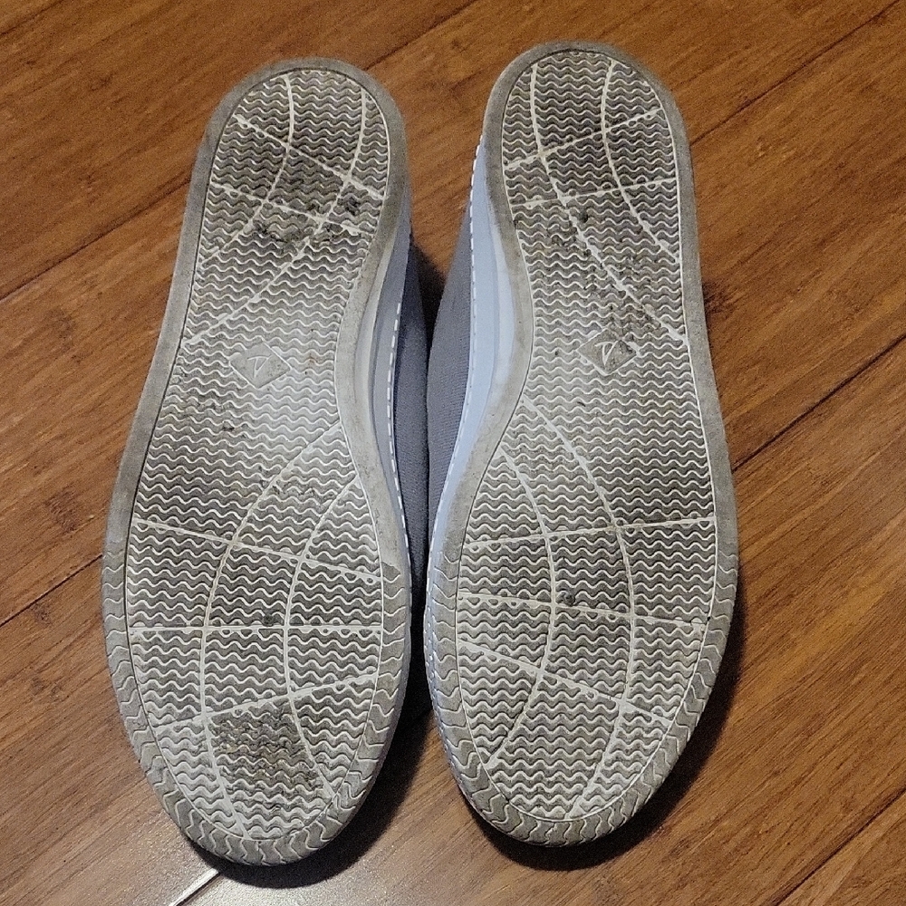 Sperry Women's Gray Casual Sneakers - Picture 5 of 5